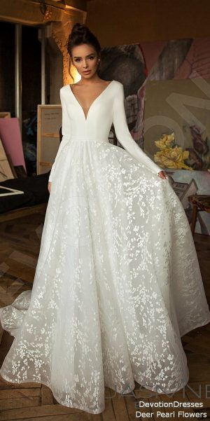 A-line silhouette Bonna vintage long sleeves wedding dress