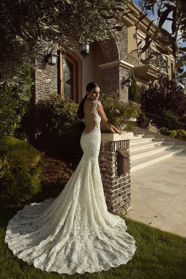 strapless low back wedding dress