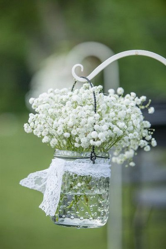 baby’s breath aisle marker