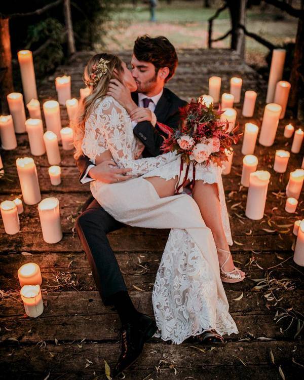 Romantic rustic country light wedding photo