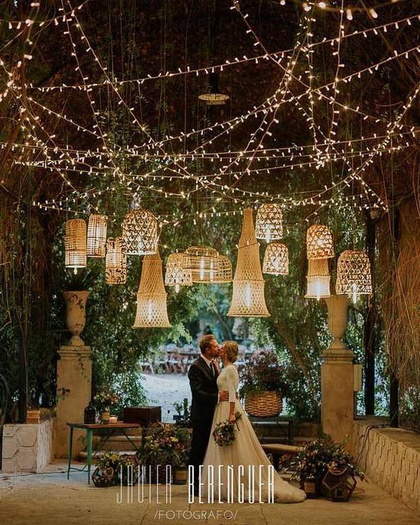 Romantic rustic country light wedding photo