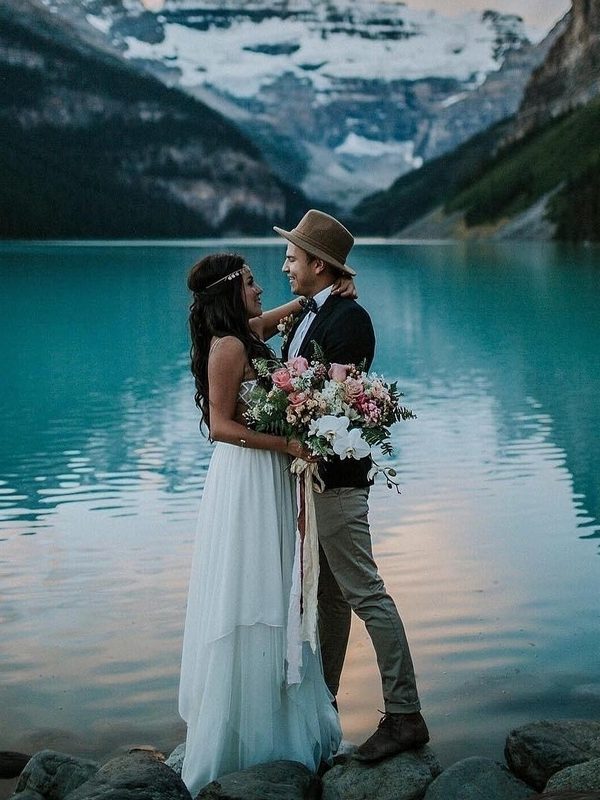 Water-Beach, Ocean and Lake wedding photo ideas