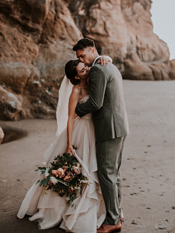 Water-Beach, Ocean and Lake wedding photo ideas