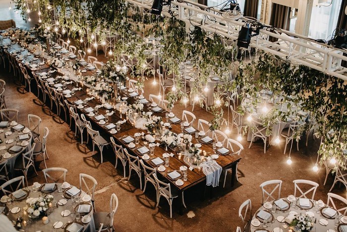 22 Wedding Table Setting Ideas For, How To Set Up Reception Tables For Wedding