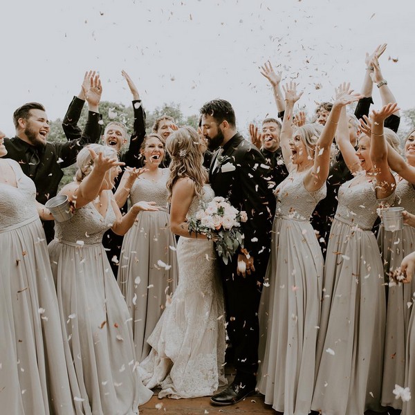 Wedding Photo Ideas with Bridesmaids and Groomsmen 4