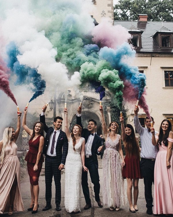 Wedding Photo Ideas with Bridesmaids and Groomsmen 