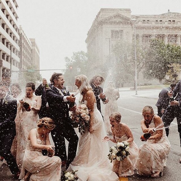 Wedding Photo Ideas with Bridesmaids and Groomsmen 6