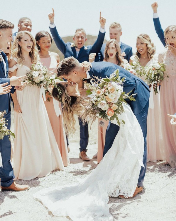 Wedding Photo Ideas with Bridesmaids and Groomsmen 7
