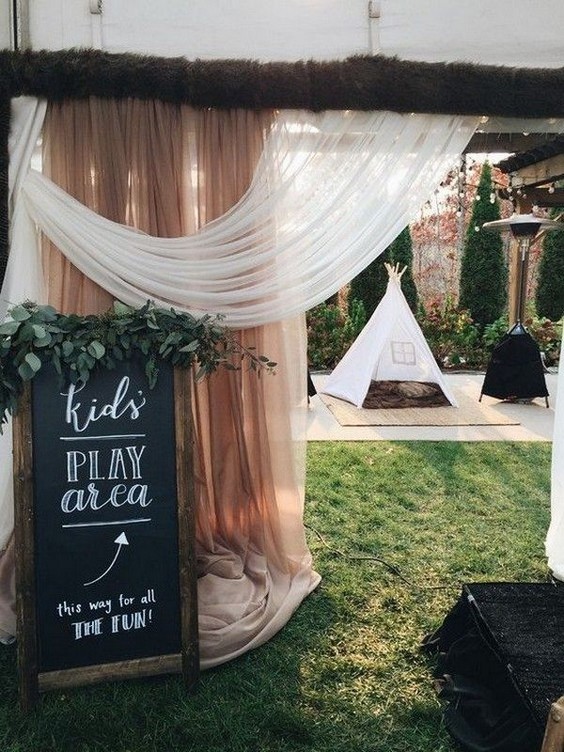 kids play area wedding ideas