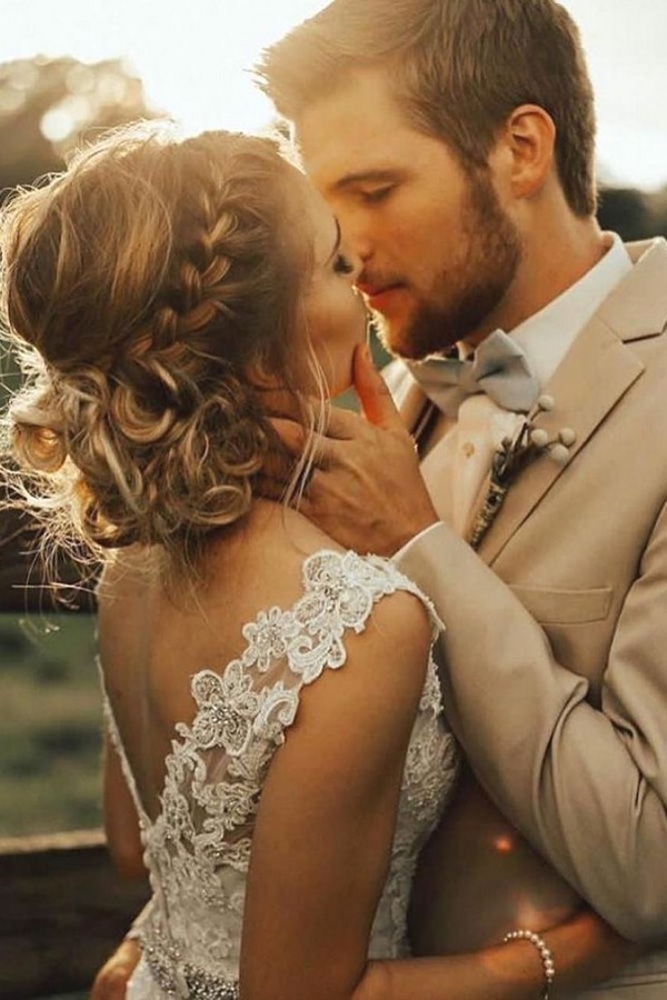 Romantic Nose Kiss Eskimo Kiss Wedding Photography Ideas