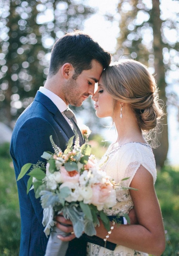 Romantic Nose Kiss Eskimo Kiss Wedding Photography Ideas 5