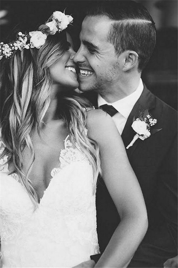 Romantic Nose Kiss Eskimo Kiss Wedding Photography Ideas 7