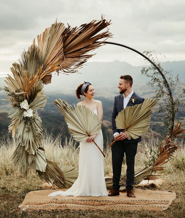 boho chic dried palm leaves wedding backdrop