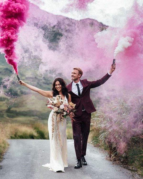 pink smoke bomb wedding photo ideas