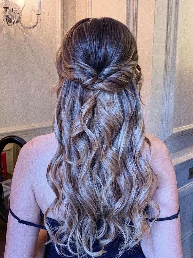 Olga Hampshire Half Up Half Down Wedding Hairstyles #wedding #hair #hairstyles #weddingideas