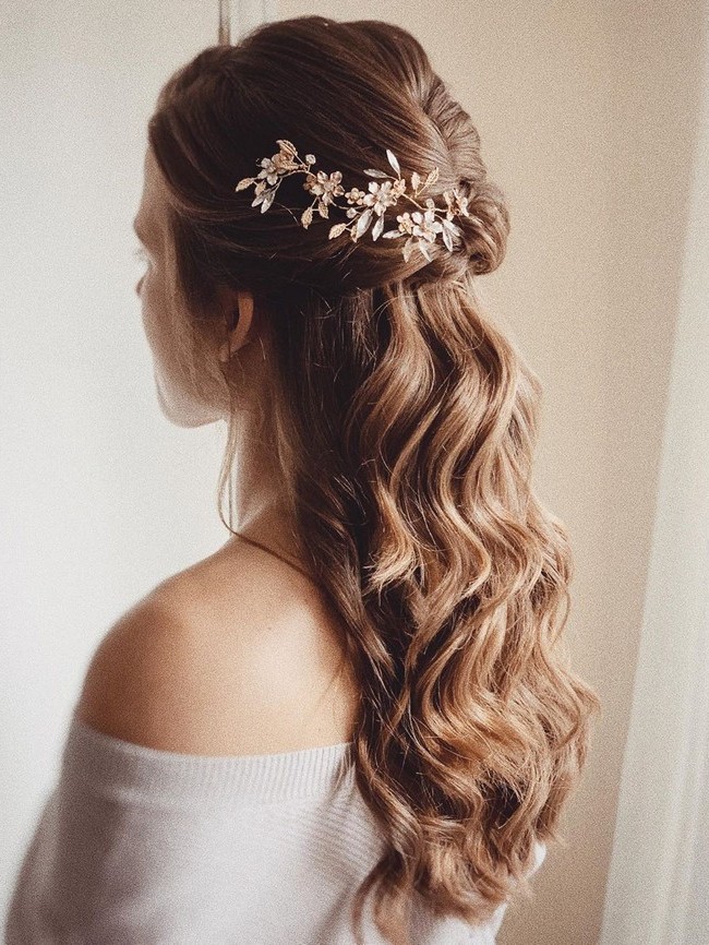 Olga Hampshire Half Up Half Down Wedding Hairstyles #wedding #hair #hairstyles #weddingideas