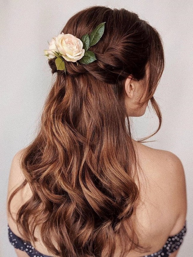 Olga Hampshire Half Up Half Down Wedding Hairstyles #wedding #hair #hairstyles #weddingideas